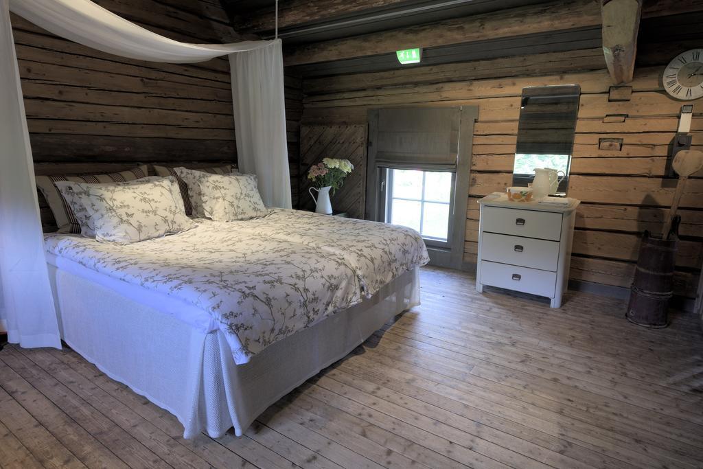 Hotel Krapi Tusby Eksteriør bilde