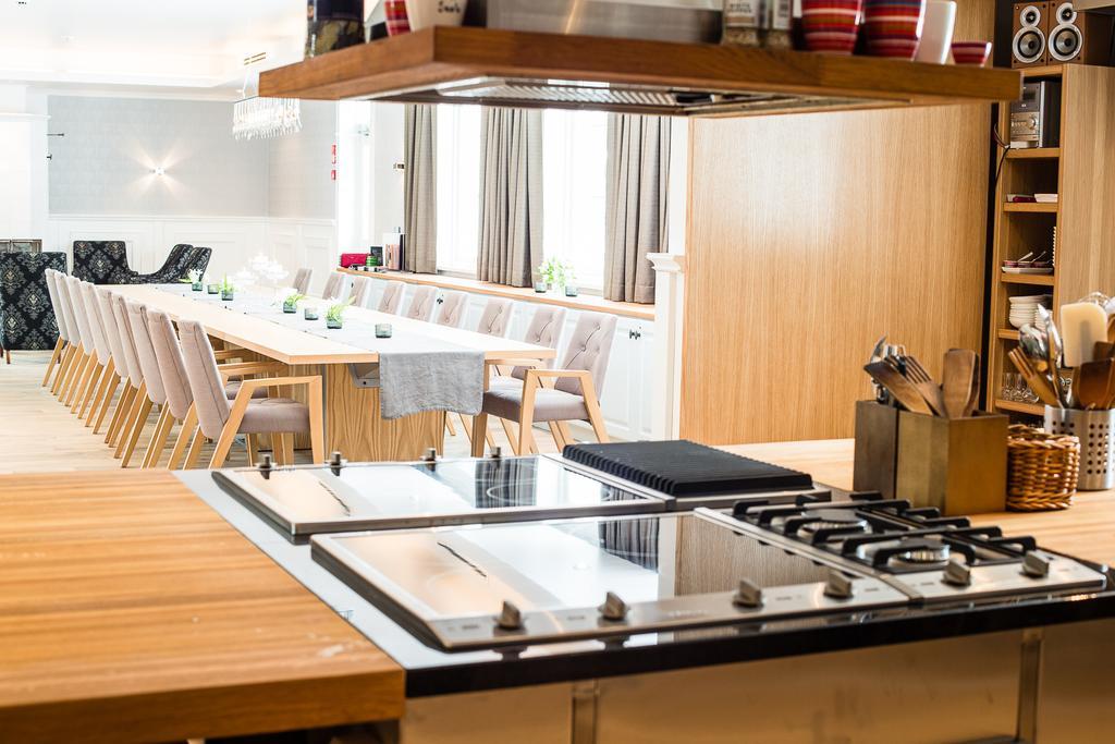Hotel Krapi Tusby Eksteriør bilde