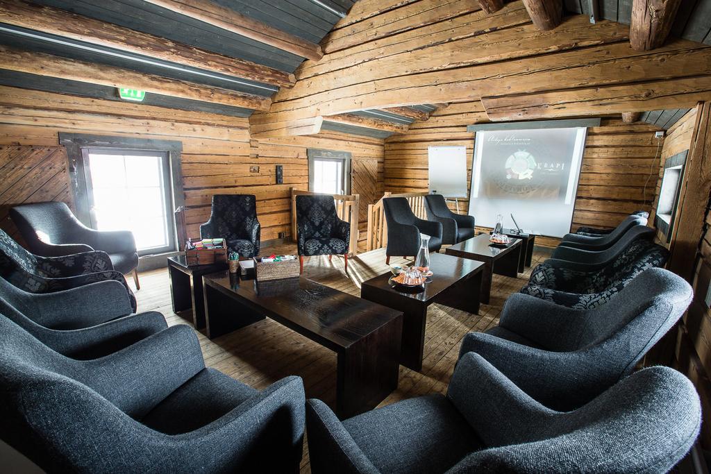 Hotel Krapi Tusby Eksteriør bilde